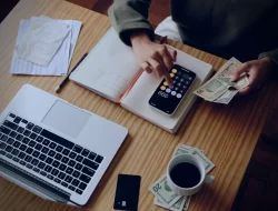 Cara Manajemen Keuangan Bagi Freelancer Agar Penghasilan Tambahan Tetap Terkontrol Dengan Tepat